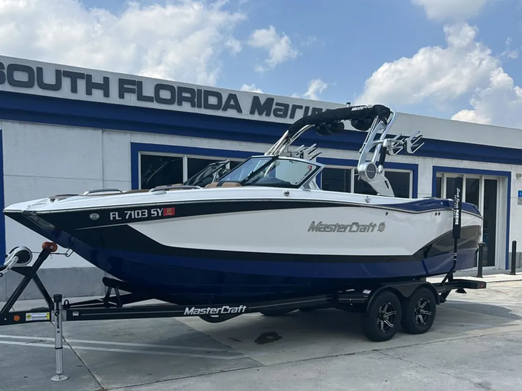 2021 Mastercraft X24