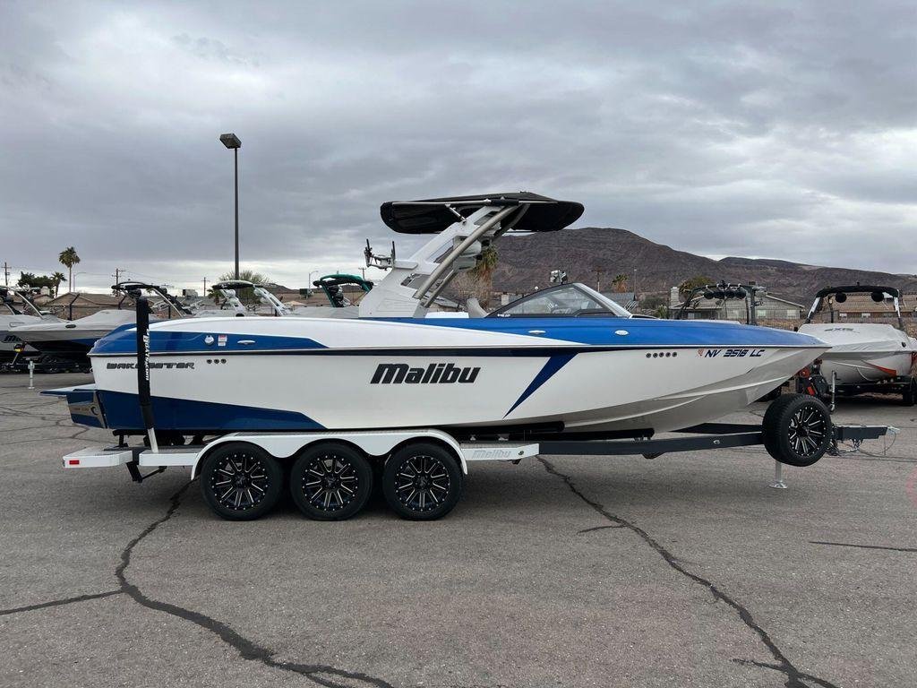 2018 Malibu 25 LSV