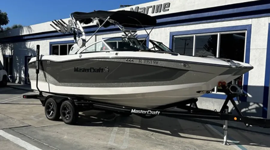 2021 Mastercraft X24