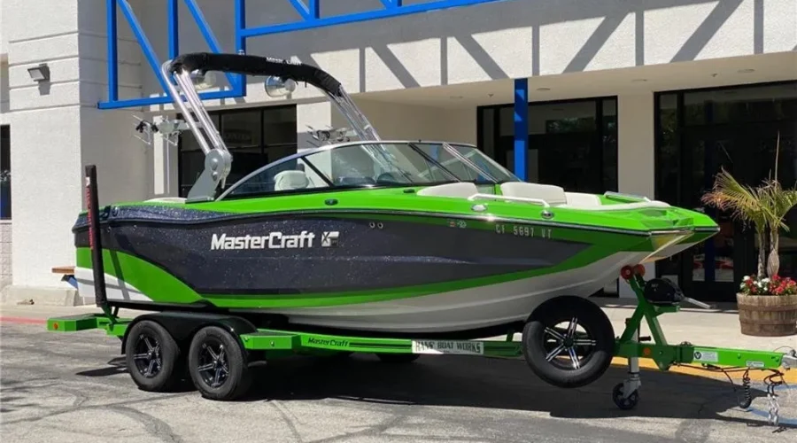 2021 Mastercraft XT20